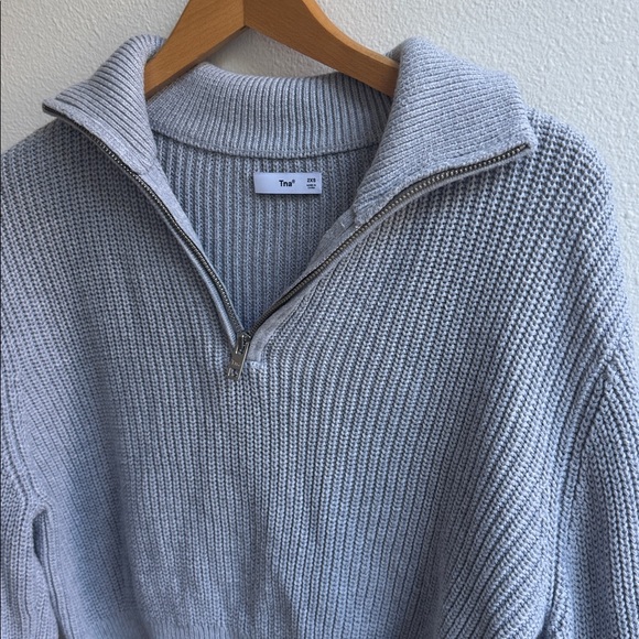 Aritzia TNA Womens XXS Ashbury Quarter Zip Cropped Pullover Ribbed Knit Gray - Picture 9 of 13